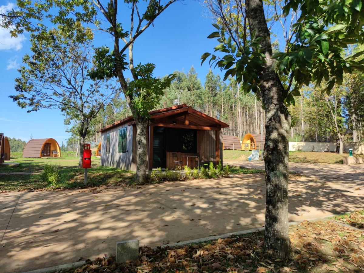 Teiraboa Base Camp Hotel Arzua Bagian luar foto